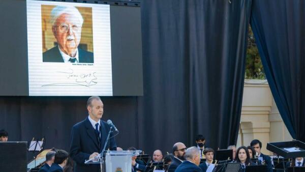 Homenje a Pere Maria Orts i Bosch de la SM l’Illa de Benidorm en su centenario