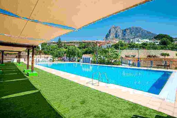 La nueva piscina municipal de Finestrat abre sus puertas con una instalaci&oacute;n m&aacute;s moderna, m&aacute;s eficiente y m&aacute;s accesib 