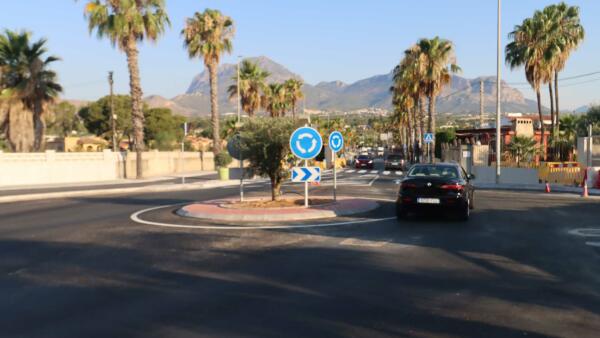 Benidorm finaliza la construcción de una nueva rotonda en la confluencia de Severo Ochoa con el Camino de los Torreros 