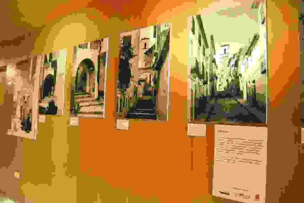 La exposición del fotógrafo local Simeón Nogueroles se traslada ahora a la Biblioteca Municipal