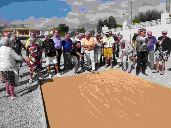La Nuc&iacute;a &middot; Nuevas pistas de Petanca en la Urbanizaci&oacute;n Bello Horizonte