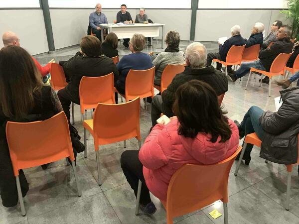 La Nucía // El alcalde se reúne con los vecinos de la Urbanización Pinar de Garaita