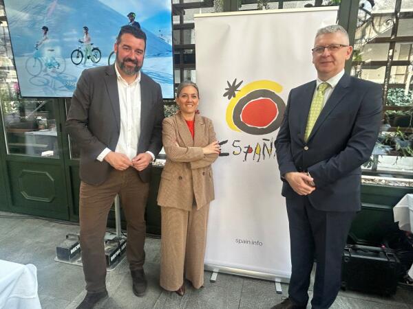 La Costa Blanca posiciona su potencial tur&iacute;stico en el mercado serbio con una presentaci&oacute;n de destino ante 60 agentes 