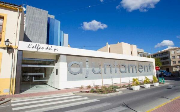 El Ayuntamiento de l&rsquo;Alf&agrave;s del Pi lanza un mensaje de tranquilidad ante los 5 casos de COV ID-19 