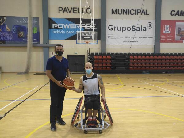 El deportista David Mouriz realiza su stage en La Nucía 