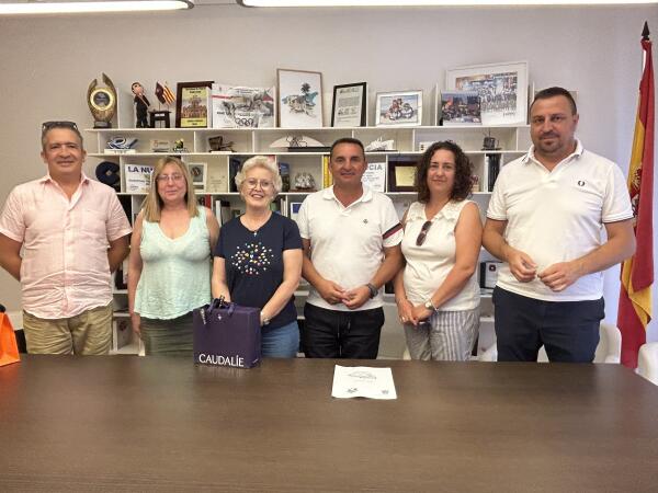 La Nucía reconoce al profesorado voluntario de la Escuela de Adultos
