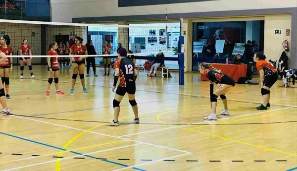 Las cadetes del Club Voley La Nucía ganaron al Xàtiva 