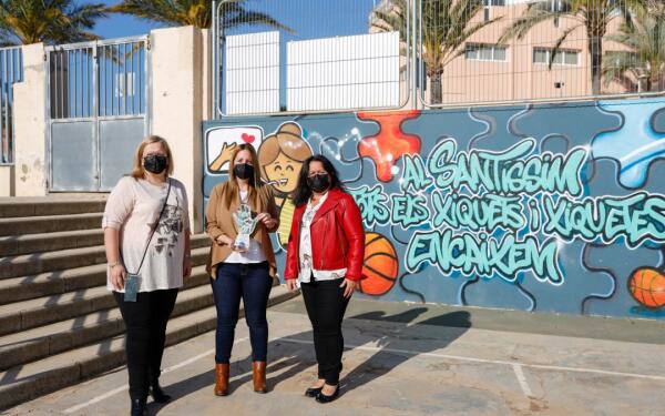 El Ayuntamiento de l’Alfàs agradece a los colegios las campañas solidarias de recogida de ropa y alimentos 