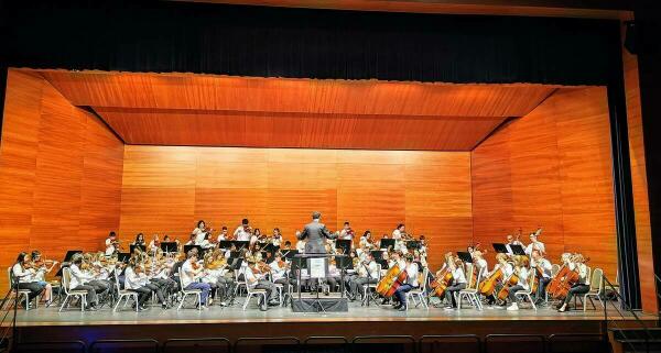 70 músicos participaron en la IV Trobada Alumnes de Corda en l’Auditori