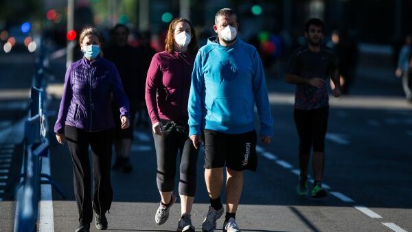 El Gobierno impondrá este jueves la mascarilla obligatoria en exteriores por decreto