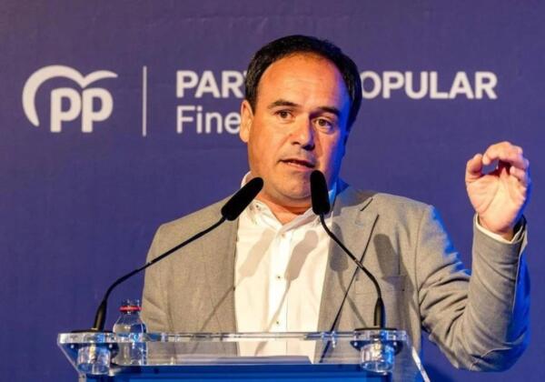 Feijóo incorpora a Juanfran Pérez Llorca al Comité Ejecutivo del PP, donde repite Barcala 