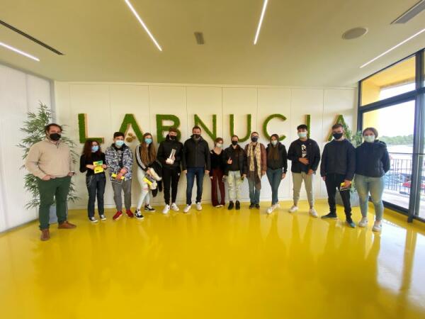 Estudiantes del Instituto visitan el Lab_Nucia 