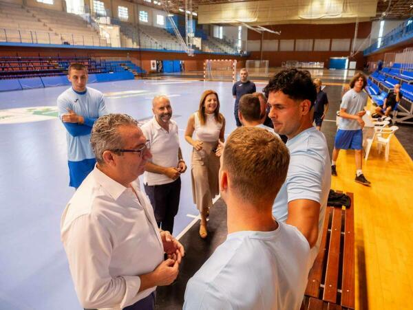 Primer entrenamiento del Servigroup Hoteles Benidorm de cara a su XI temporada en ASOBAL