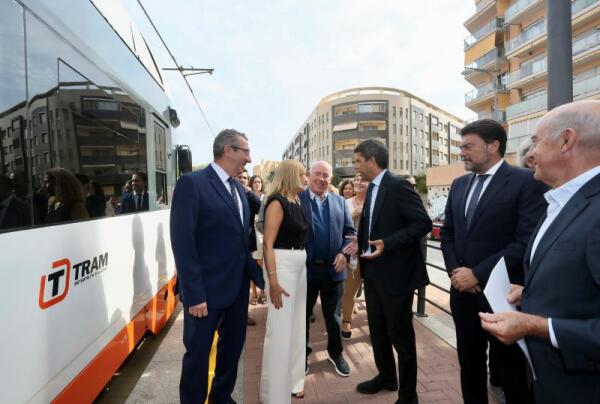 TONI PÉREZ ASISTE AL 20 ANIVERSARIO DEL TRAM DE ALICANTE