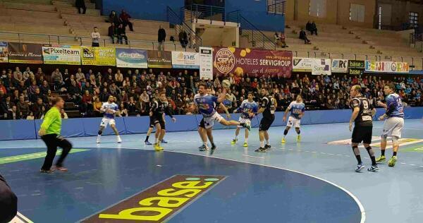 El Benidorm logra importante victoria en la pista del Bidasoa Ir&uacute;n 