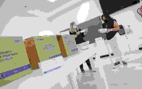 La Subdelegaci&oacute;n del Gobierno entrega 6.000 mascarillas al Ayuntamiento de l&rsquo;Alf&agrave;s