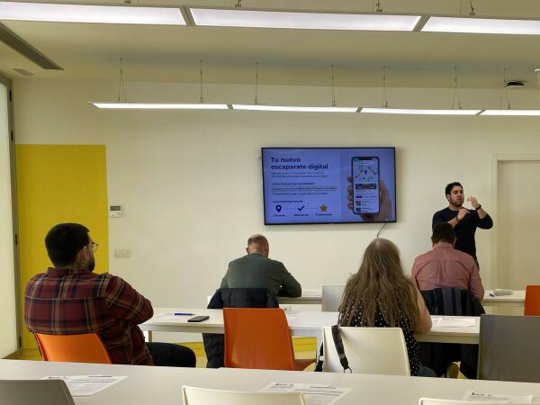 Empresari@s de La Nuc&iacute;a aprenden sobre &ldquo;Google para negocios&rdquo;  