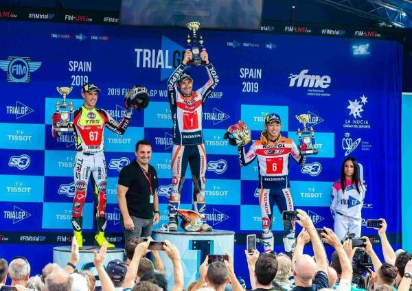 Toni Bou completa un Mundial de Trial “perfecto” en La Nucía  