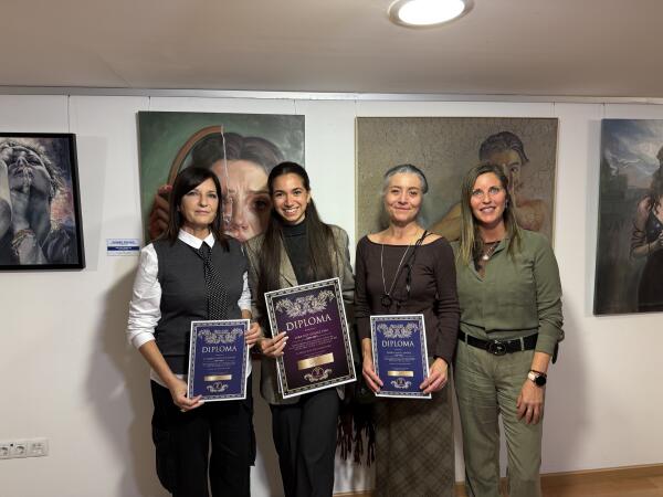 Sara- Ney Gómez gana el “XIII Certamen de Pintura contra la Violencia de Género”