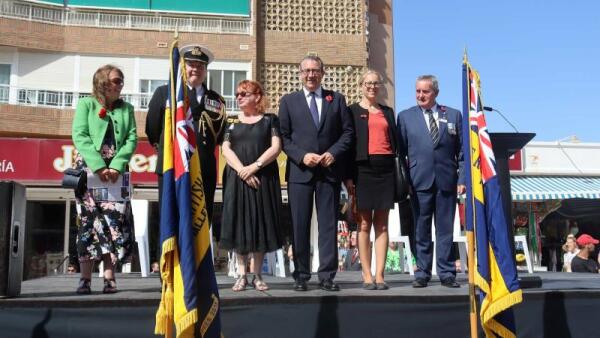 Benidorm conmemora otro año más el ‘Poppy Appeal’ con un desfile de la Royal British Legion 