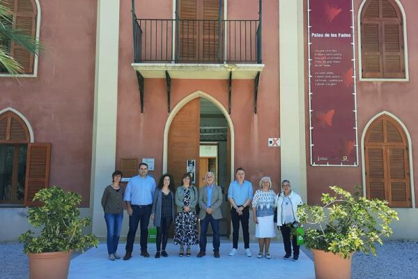 La directora general de Cultura visita la Biblioteca Municipal y el Centro de Interpretación Carmelina Sánchez-Cutillas 