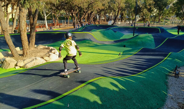 Abre el nuevo parque Terral de La Cala de Villajoyosa