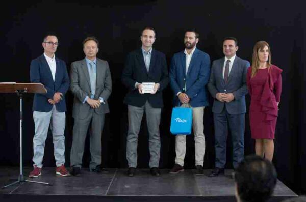 El alcalde de La Nuc&iacute;a participa en la Gala  Premios &ldquo;8 de marzo&rdquo; 