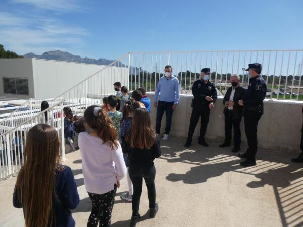 Simulacro de evacuación en el Colegio Muixara