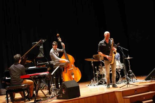 El Festival l&rsquo;Alf&agrave;s en Jazz llega a su ecuador con el concierto de Bernad van Rossum Quartet