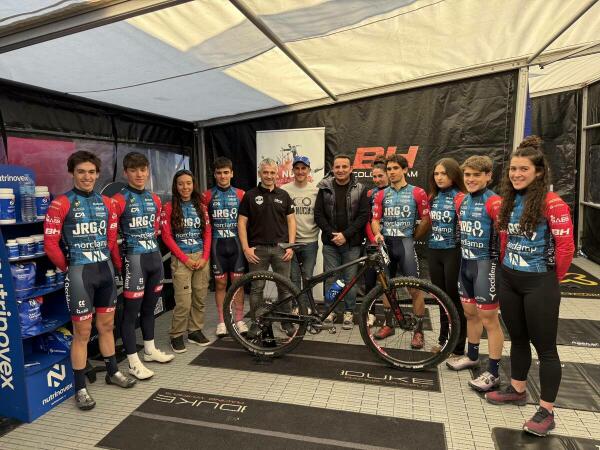 La Nuc&iacute;a colabora en el equipo JRG Norclamp Coloma Academy