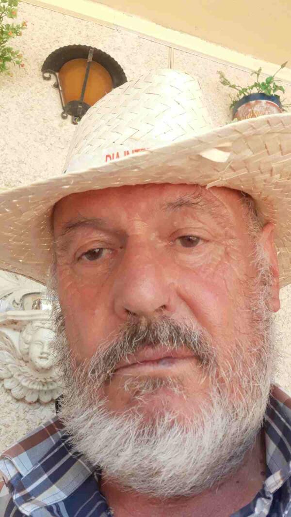 DIVAGANDO QUE ES GERUNDIO  José María Díez 