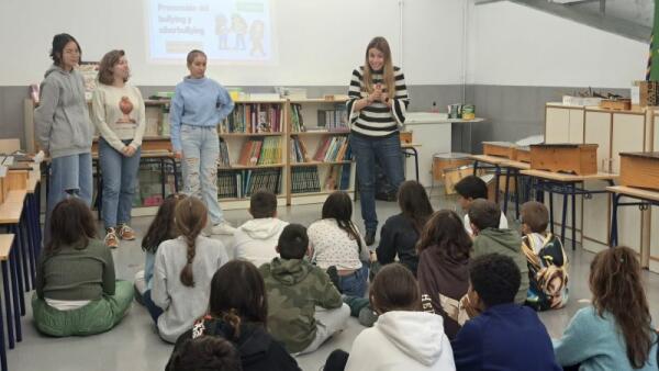 JUVENTUD FINESTRAT PROMUEVE TALLERES PARTICIPATIVOS PARA PREVENIR EL ACOSO ESCOLAR 