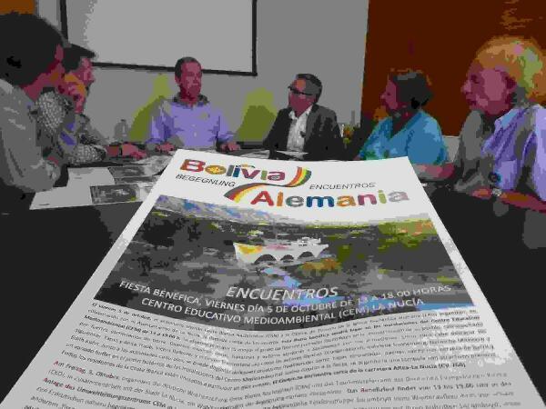 &ldquo;Fiesta Solidaria&rdquo; con Bolivia en el CEM Captivador de La Nuc&iacute;a  
