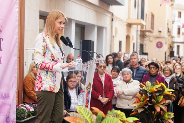 Celebraci&oacute;n del 8 de marzo en Finestrat con el lema DONES QUE FEM POBLE