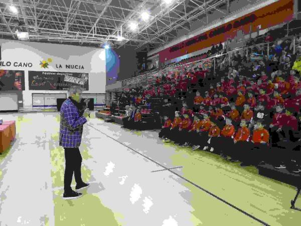 El &ldquo;Lobo&rdquo; Carrasco transmiti&oacute; los &ldquo;valores deportivos&rdquo;  al f&uacute;tbol base nuciero