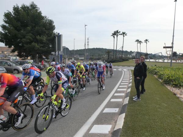 La Volta Ciclista Comunitat Valenciana pasó por La Nucía