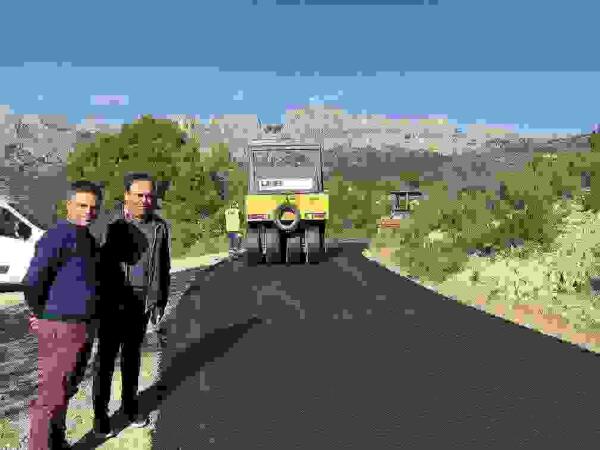 El Ayuntamiento de Finestrat renueva el asfaltado del camino en la partida El Realet