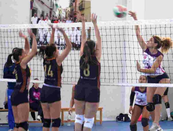 Victoria de las senior &ldquo;Fitness Corpore Finestrat&rdquo; contra el C.V. X&aacute;bia 