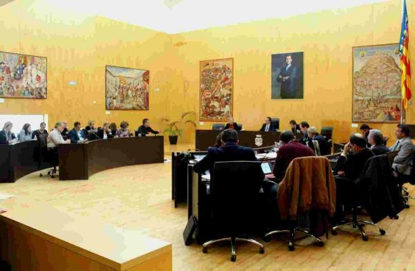 Benidorm &middot; El Pleno solicita la adhesi&oacute;n del Ayuntamiento al Programa Edificant para construir las nuevas instalaciones del Leonor Canalejas y la EPA