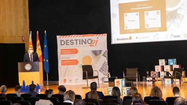 Destino21, el primer congreso nacional de Turismo y Periodismo, arranca en Benidorm 