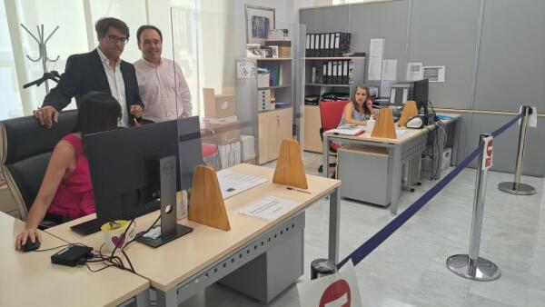 FINESTRAT RECIBE 84 ORDENADORES A TRAVÉS DE UNA SUBVENCIÓN DE MÁS 150.000 EUROS DE LA DIPUTACIÓN DE ALICANTE