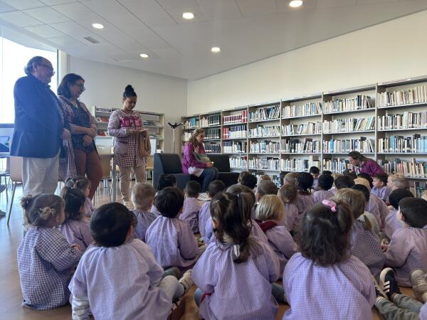 L&rsquo;Escola Infantil El Bressol visit&oacute; la Biblioteca Miquel Guardiola de l&rsquo;Auditori 