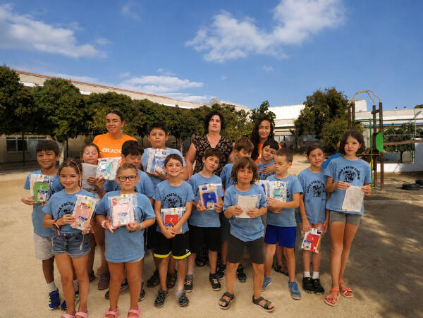 Educaci&oacute;n complementa la Escuela de Verano con un espect&aacute;culo de magia para el alumnado