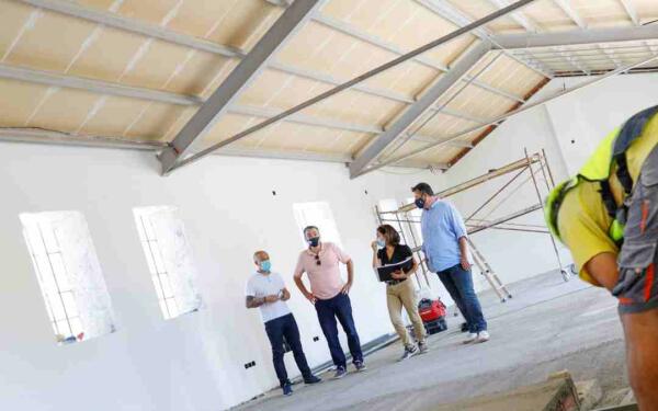 En marcha las obras de construcción de un aula multiusos en el CEA Carabineros de l’Alfàs del Pi