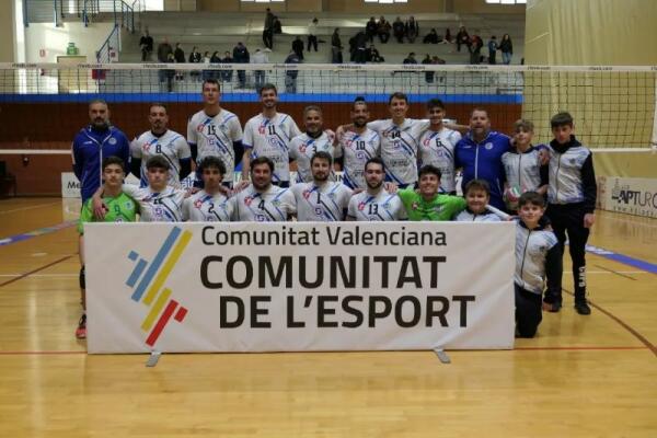 CÓMODA VICTORIA DEL SERVIGROUP BENIDORM ANTE EL CVS TREN DE SÓLLER EN SU RETORNO AL PALAU D’ESPORTS