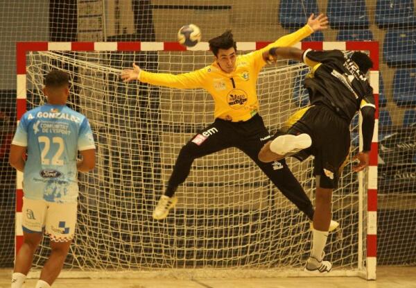 El portero Pepe Martín se incorpora al Balonmano Benidorm