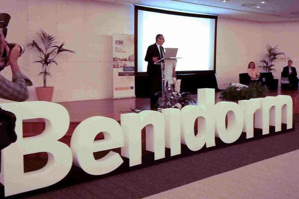El VIII Pleno de la Red de Iniciativas Urbanas re&uacute;ne en Benidorm a las ciudades espa&ntilde;olas que han recibido fondos para sus EDUSI