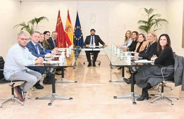 Murcia «se viste de protocolo» durante tres días