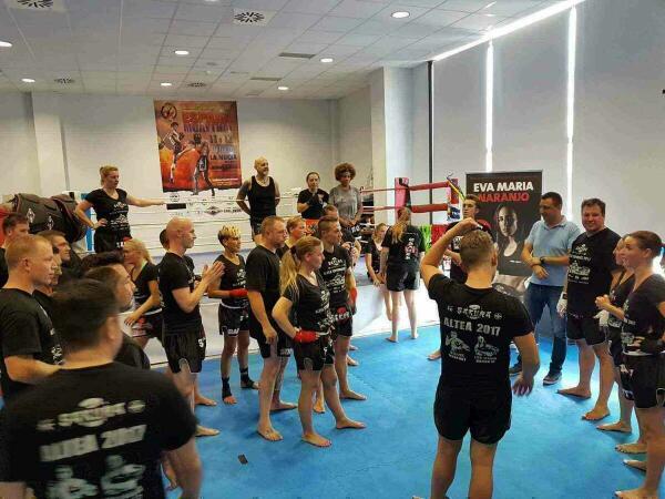 Una Escuela de Kickboxing de Holanda visita #LaNuciaCiudaDelDeporte