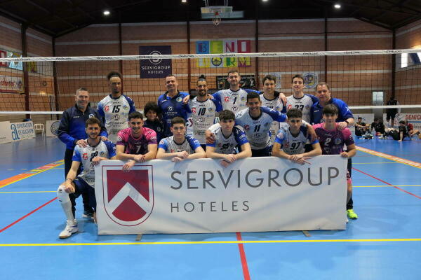 El Servigroup Playas de Benidorm conquista el título de liga ante su afición (3-1) 